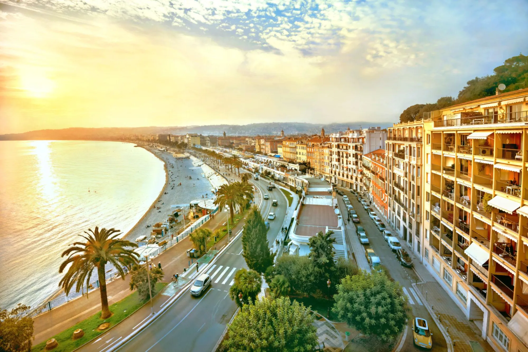 Promenade des Anglais à Nice au coucher du soleil