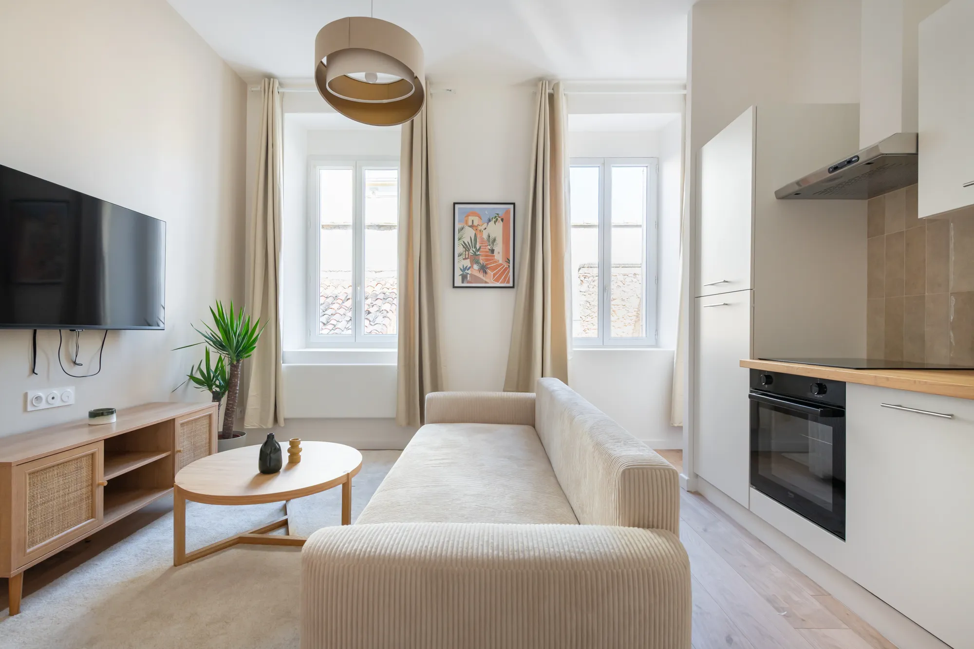 Excellent accompagnement pour mon investissement immobilier !
L’équipe de Vestizy a été professionnelle, réactive et à l’écoute tout au long du processus. Grâce à eux, j’ai pu réaliser mon 1er investissement immobilier en toute sérénité. Je recommande vivement !